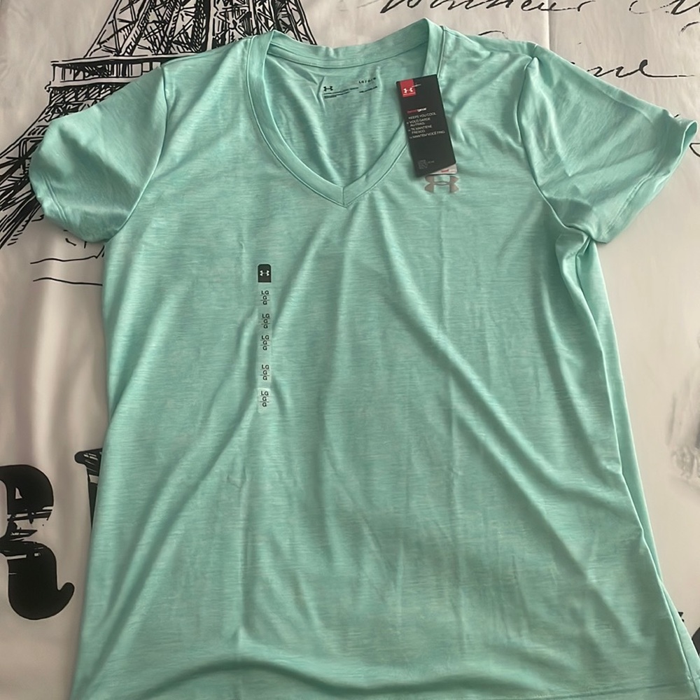 NWT Under Armour HeatGear T-Shirt - Light Blue - Size L